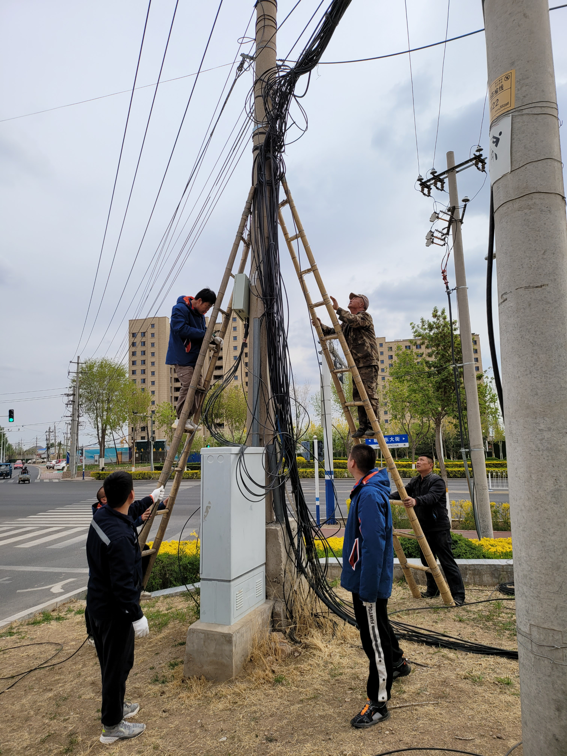该清清该捆捆张家口治理悬在城开云 开云体育官网市上空的“痛”(图1)