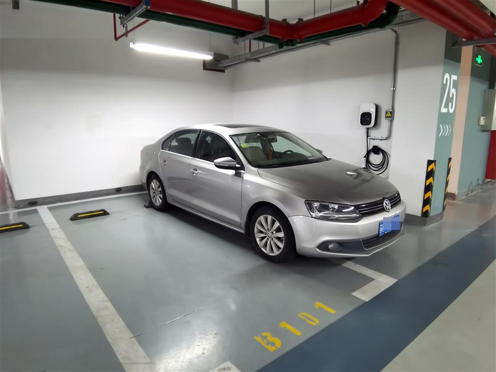 开云 开云体育平台预装了近50个充电桩但竟没接线缆！浦东一新小区“糊弄式”新能源配套？(图4)