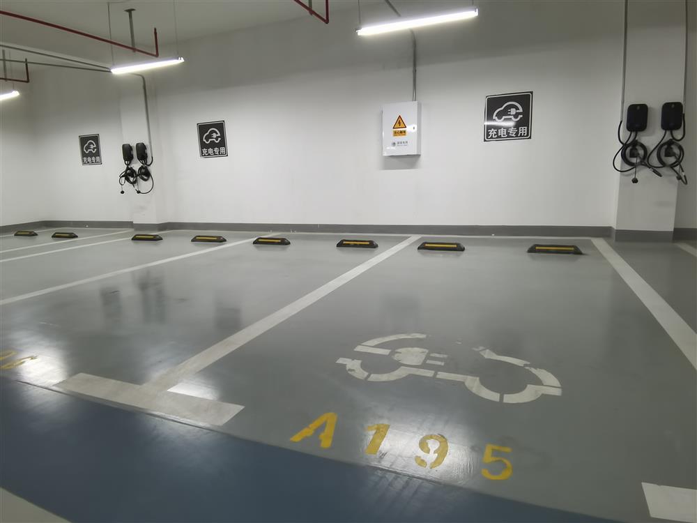 开云 开云体育平台预装了近50个充电桩但竟没接线缆！浦东一新小区“糊弄式”新能源配套？(图6)
